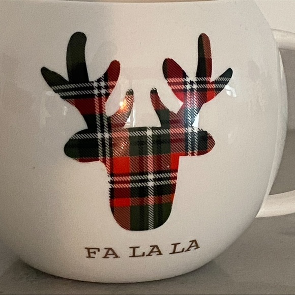 Large Round Porcelain Christmas Mug •NEW - Picture 4 of 4